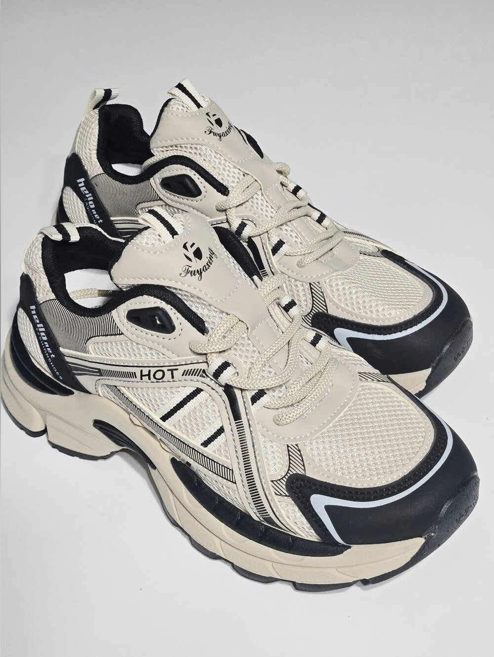 Beige Black Chunky Mesh Sneakers EU 41 Retro Dad Shoes Y2K Athletic